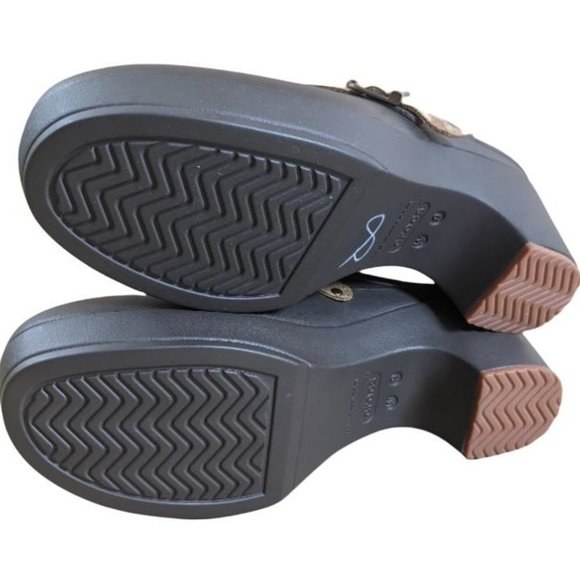 Crocs Dual Comfort Sarah Clog Mule Brown Chocolate Platform Heel - Size 9 - Picture 8 of 10